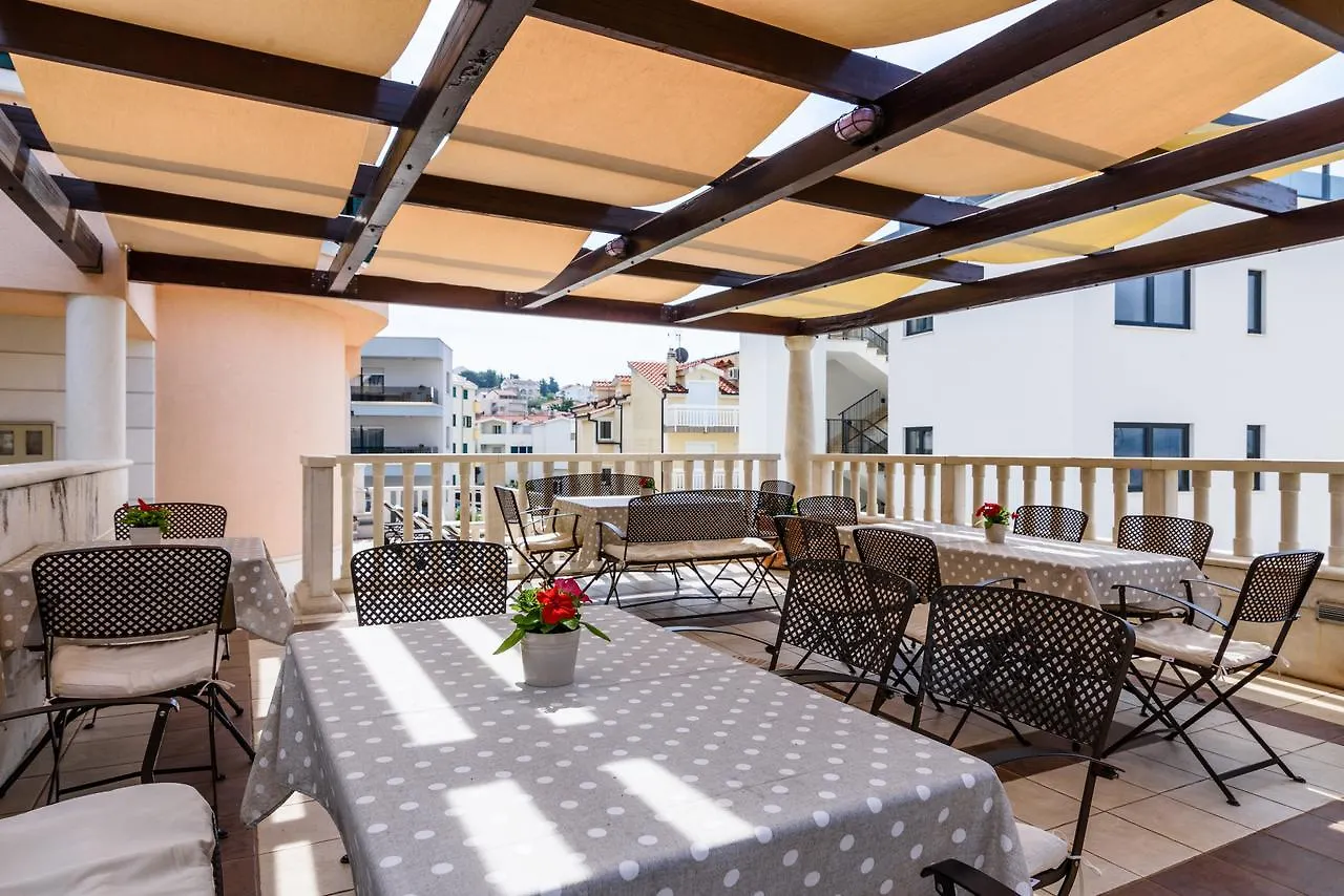 Apartment Villa Lavandula - Swimming Pool View Trogir
